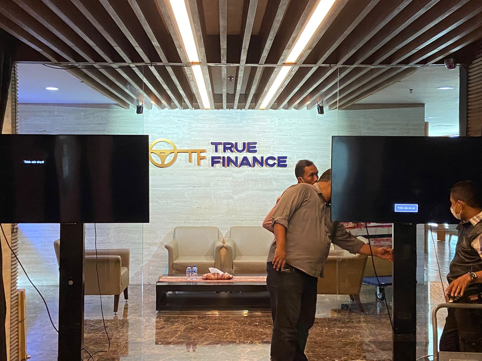 rental tv plasma jakarta